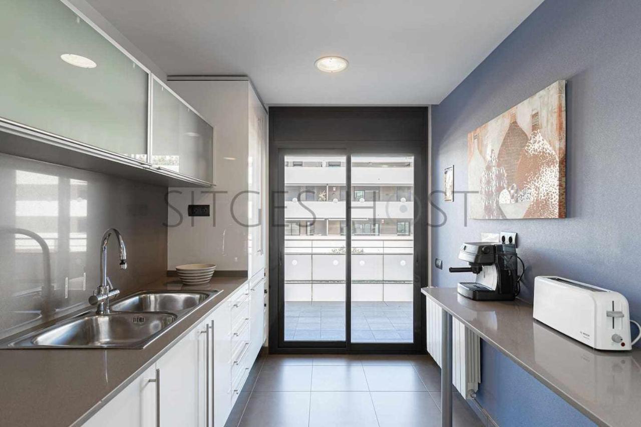 Apartament Sitges Port Con Piscina A 5 Minutos De La Playa Zewnętrze zdjęcie